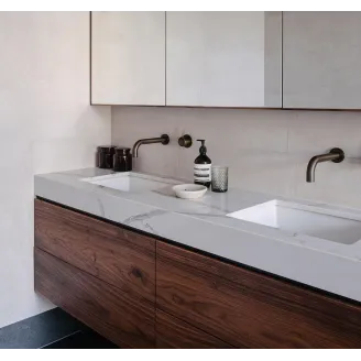 ENCIMERA DE BAÑO A MEDIDA URANO