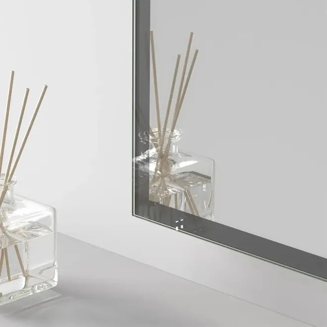 DETALLE ESPEJO DE BAÑO CON LUZ LED ALCALA DYLED