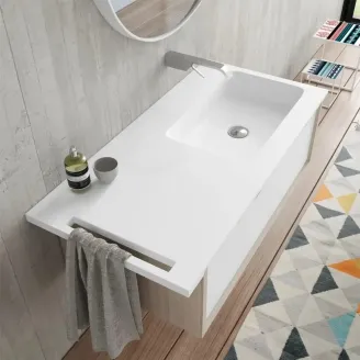 ENCIMERA SOLID SURFACE A MEDIDA CUZCO CON FALDON BAALNEO